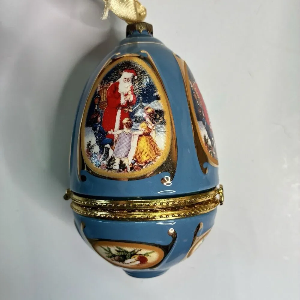 Mr Christmas Valarie Parr-Hill Blue Egg Santa Musical Ornament Needs Battery